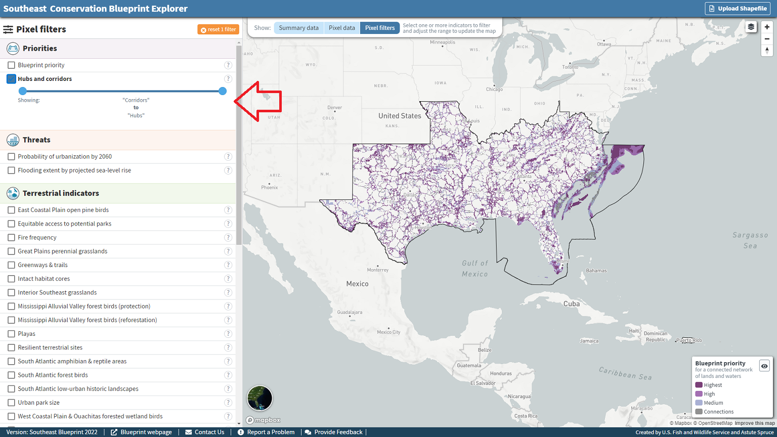 Screenshot of the viewer with a red arrow pointing to the selected hubs and corridors filter