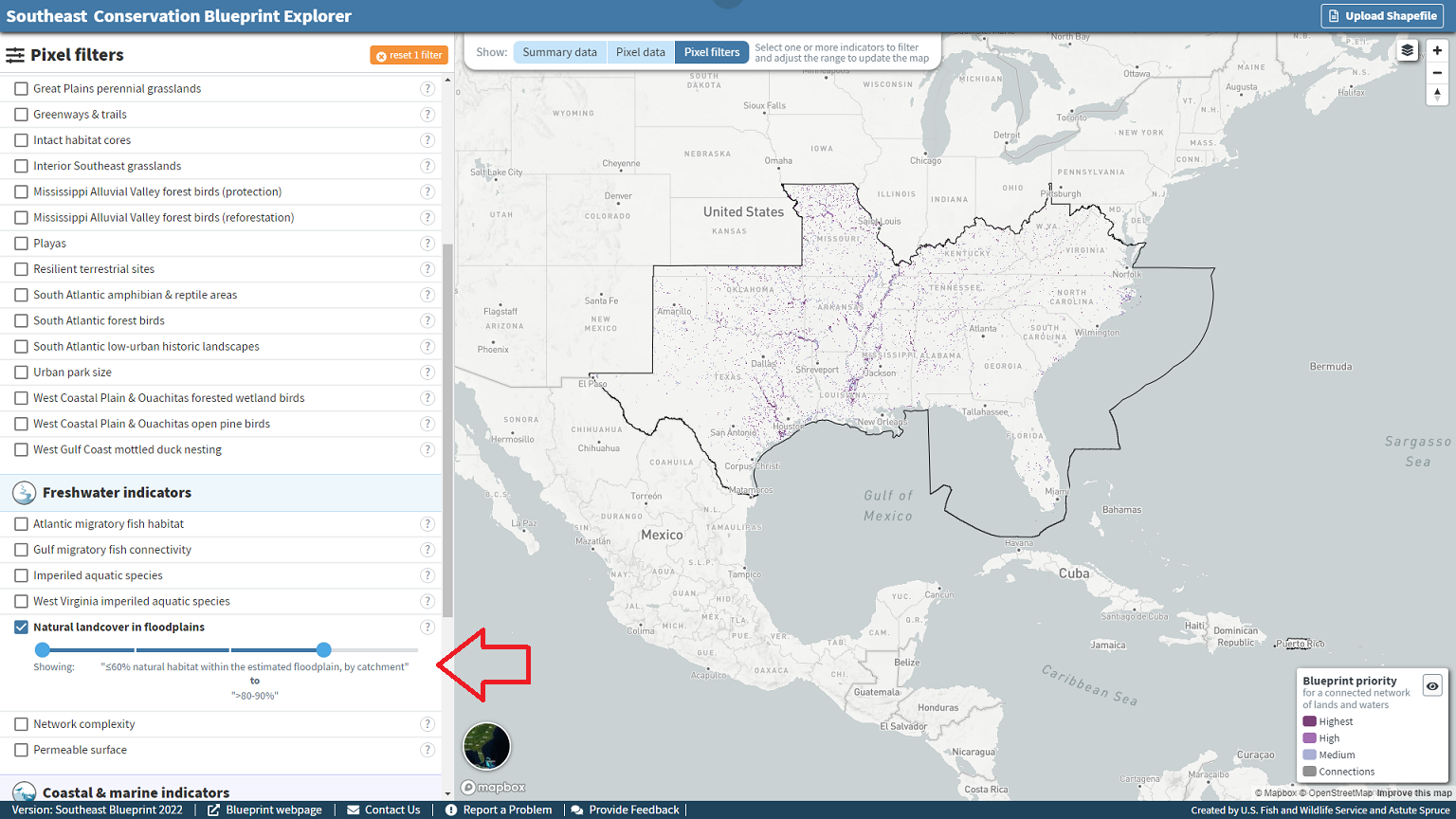 Screenshot of the viewer with red arrows pointing to one selected filter, natural landcover in floodplains